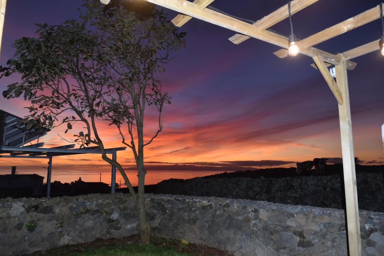Casas Da Ribeira Santa Barbara (Terceira)